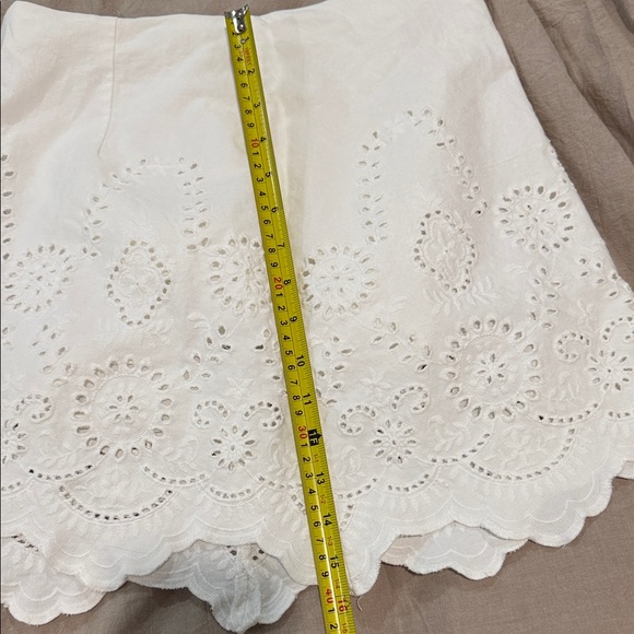 Zara size M White Eyelet Skort - Picture 3 of 8